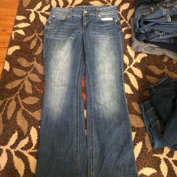 Maurices Jeans - Picture 3 of 4